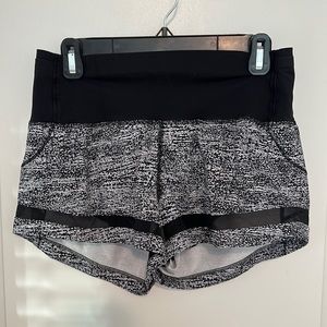 High waisted b&w mesh lululemon shorts